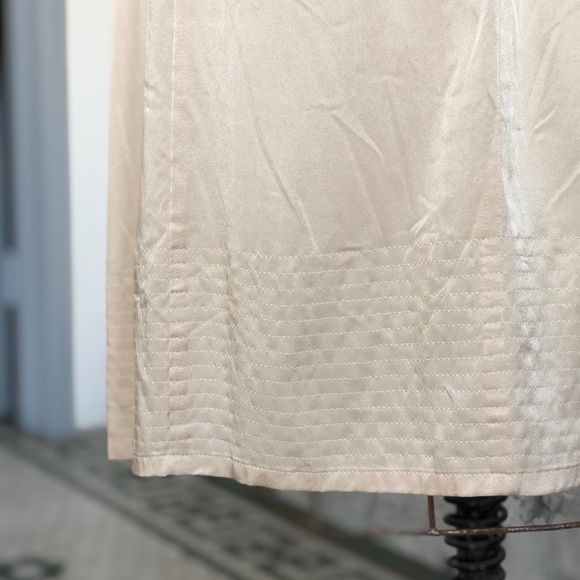 Silk ivory THEORY slip skirt - Picture 6 of 9